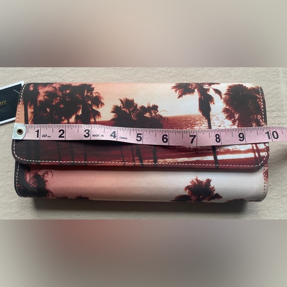 JUICY COUTURE Palm Tree Clutch, Tropical, Redish-Orangey Pink, 10” x 5”, NEW - Picture 11 of 12